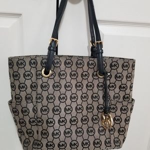 Michael Kors Travel Tote